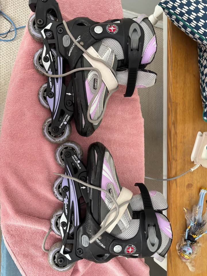 Schwinn ABEC-5 Purple Youth Adjustable Roller Blades Size 1-4 - photo 4