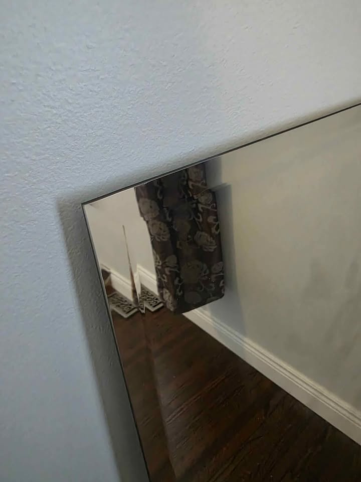 if pick up by Sunday $45 Large Wall Mirror – 30” x 48” - photo 2