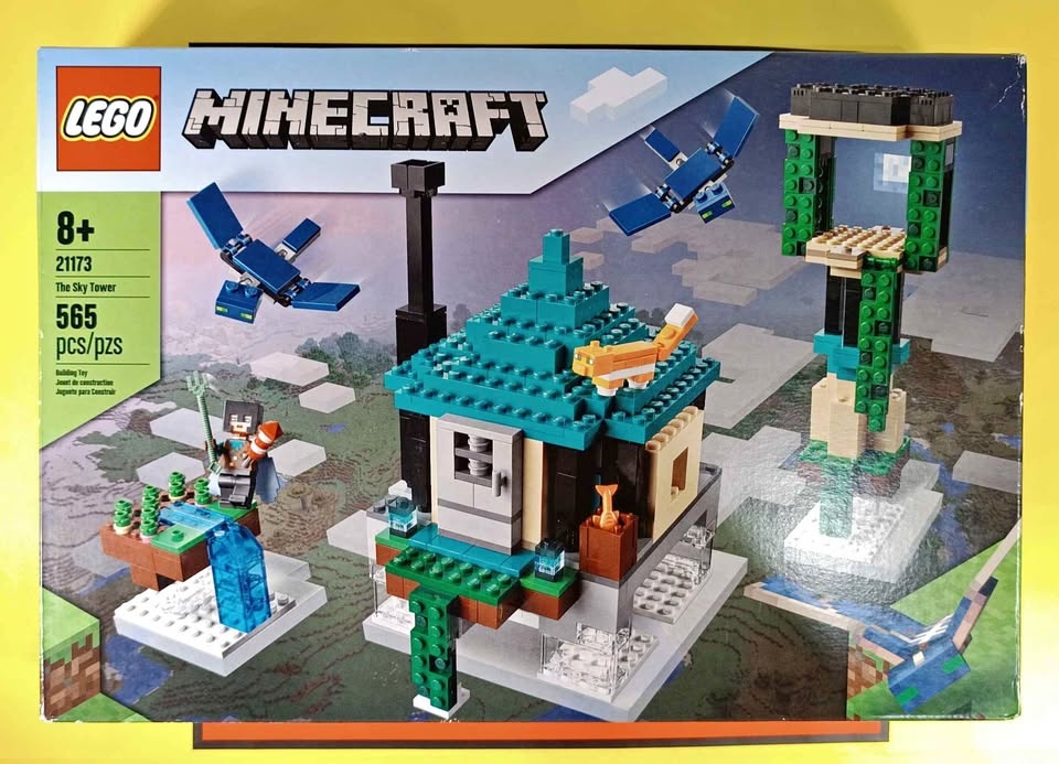 Lego Minecraft 21173 The Sky Tower w/ Pilot/Phantoms/Tabby Cat R