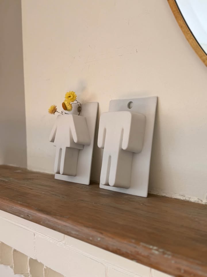 CB2 Un Homme & Une Femme Wall Vases - Minimalist Set of 2 - photo 5