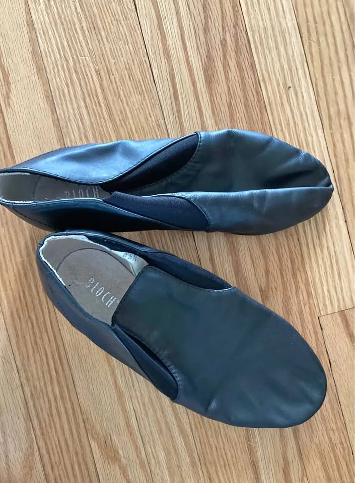 Girls Bloch Jazz Shoes - size 6 thumbnail