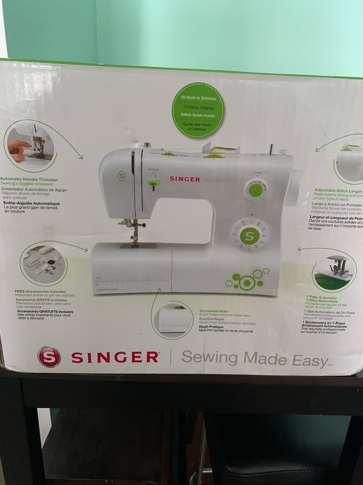 Unopened Singer Esteem II 2273 Sewing Machine - photo 2