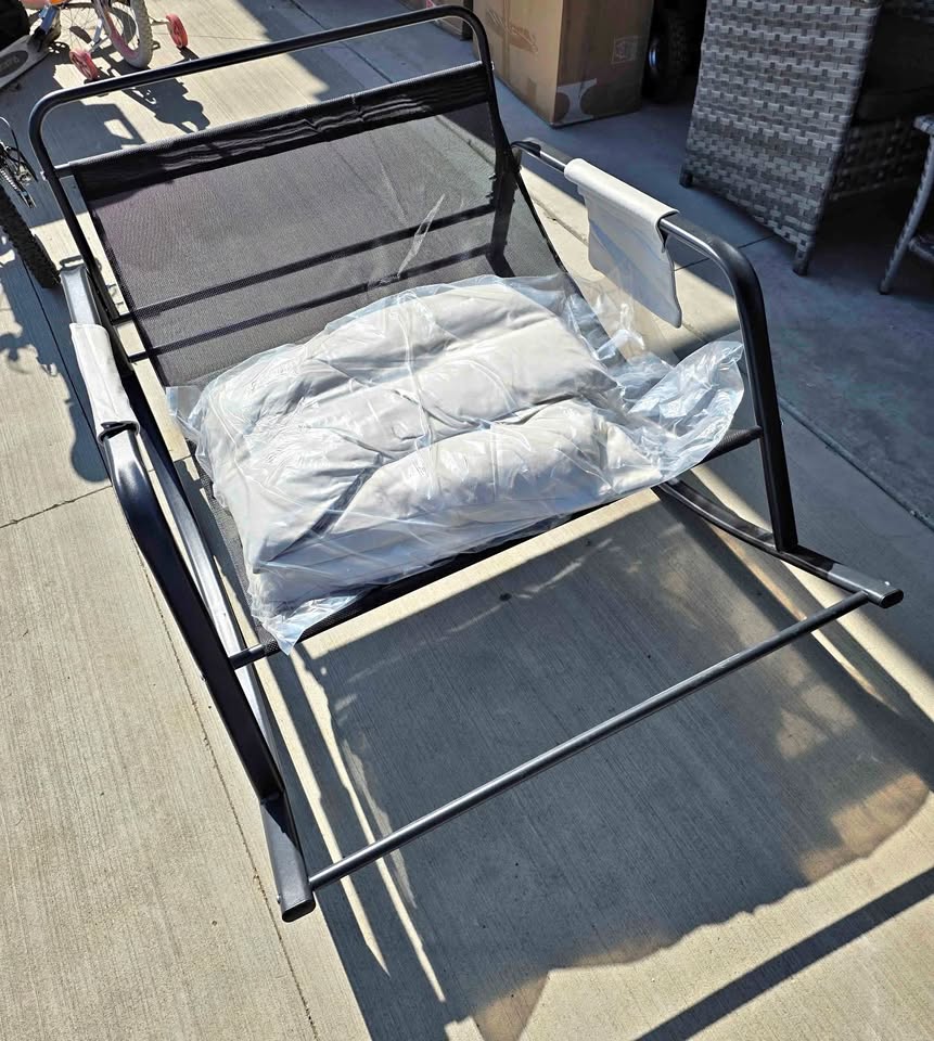 Large Rocking Chair Lounge Chair with High Backrest