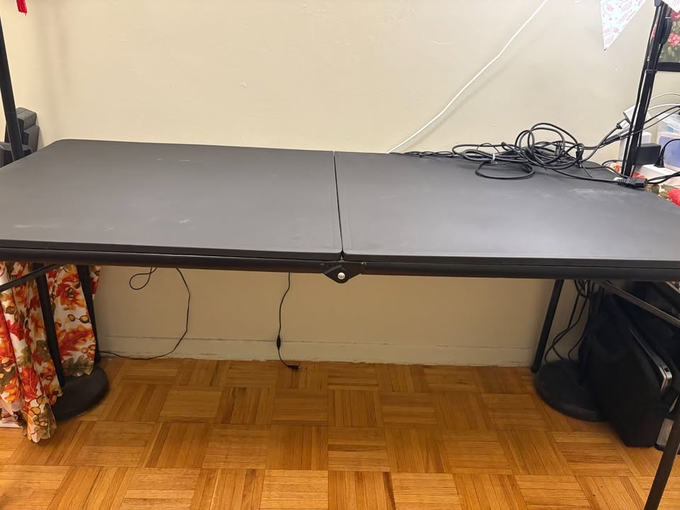 6-ft Foldable Table (Plastic & Metal) - photo 2
