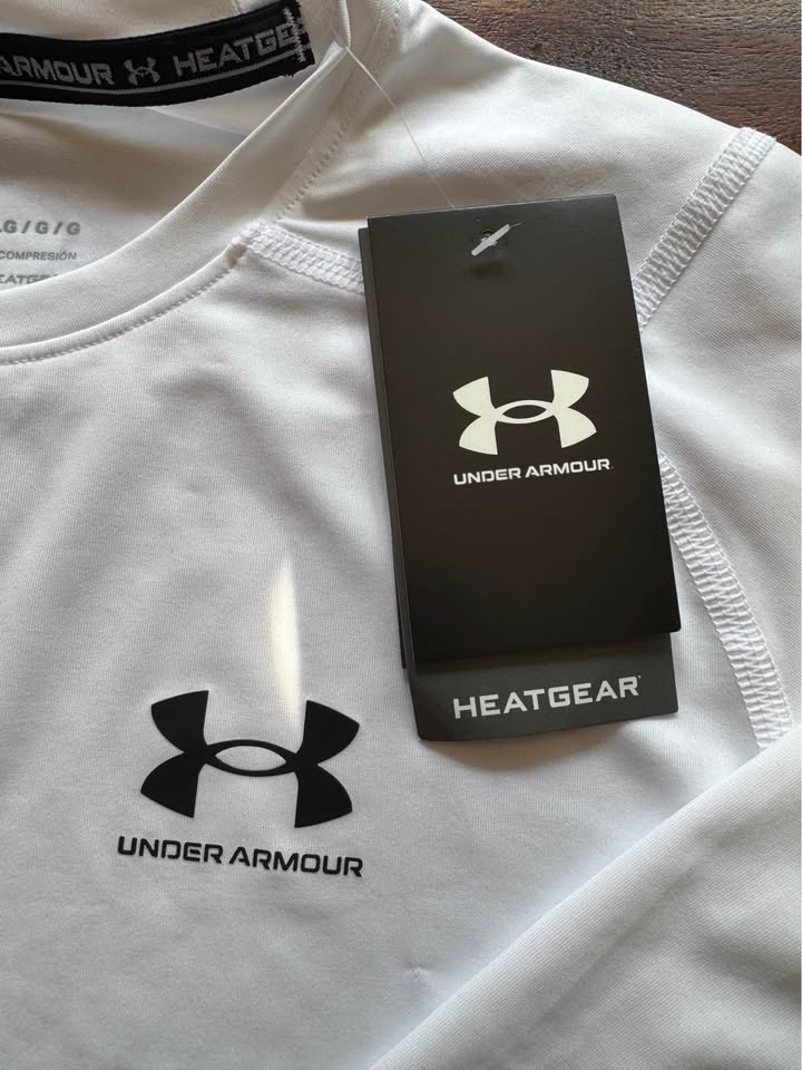 Under Armour Heat Gear Long Sleeve Rash Guards - photo 2