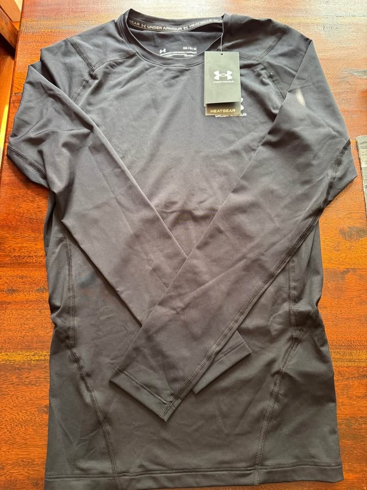 Under Armour Heat Gear Long Sleeve Rash Guards - photo 4