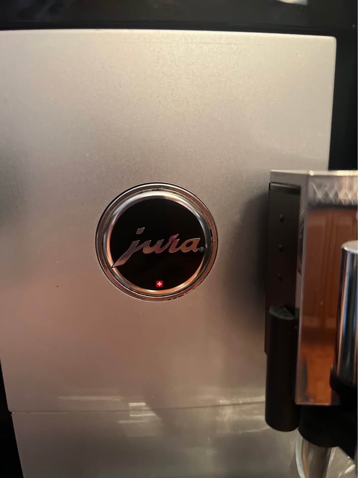 Jura Giga 5 Commercial Bean to Cup Coffee Machine - photo 2