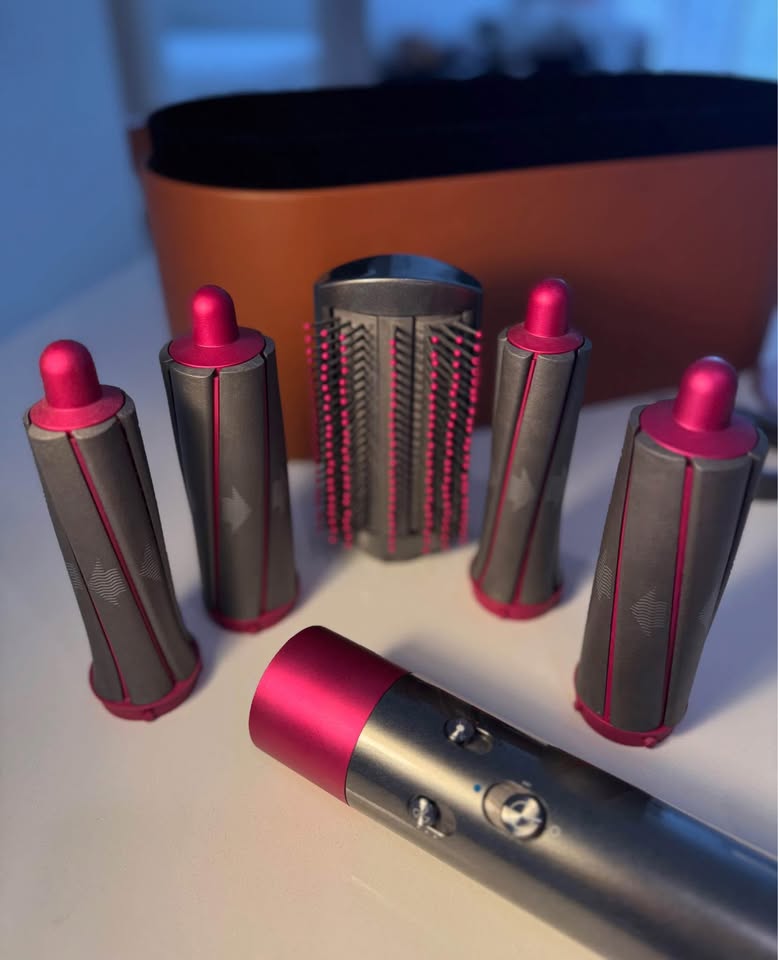 Dyson Airwrap Complete Hair Styler – Like New! - photo 2