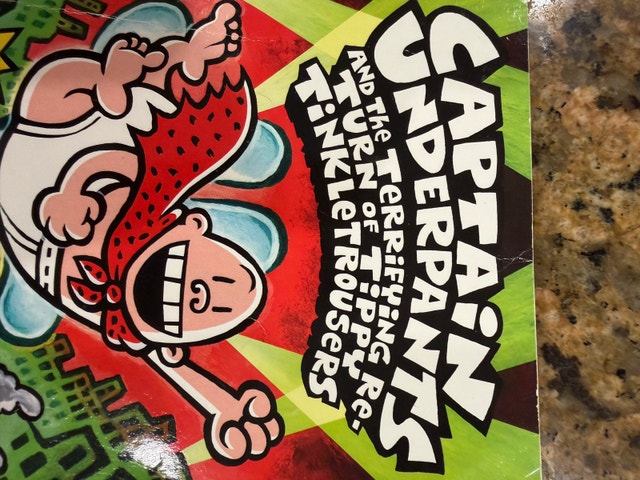 Captain Underpants Rare Scholastic Book 9 - photo 4