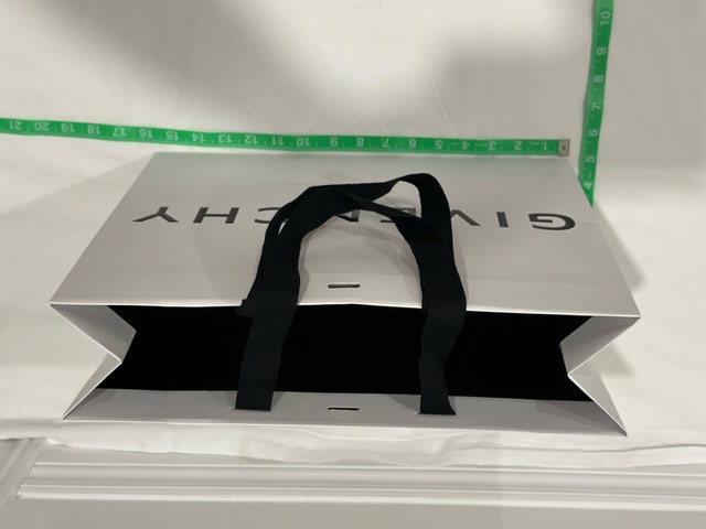 Givenchy Brand New Paper Shopping Bag - photo 4