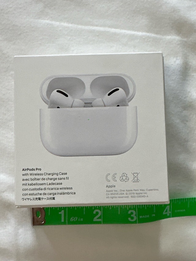 Genuine Empty Box for Apple AirPods with Charging Case - photo 4