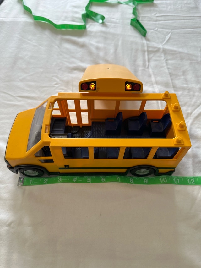 Playmobil school bus - Excellent used condition