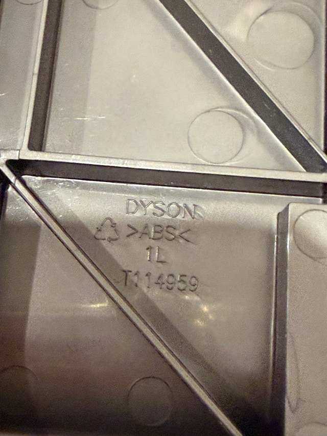 Dyson Cordless Vacuum Wall Mount Bracket - New - photo 3