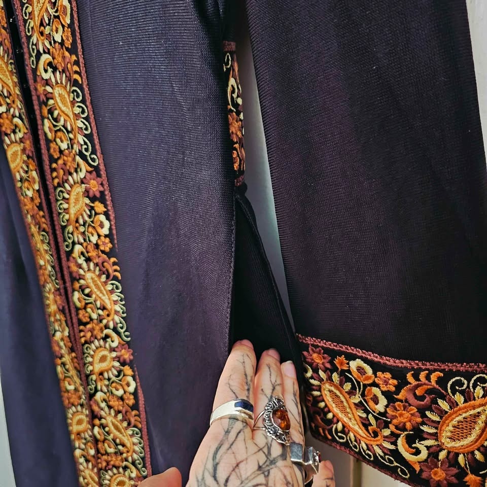 Kashmiri Style Embroidered Longline Duster Jacket Artisanal Hase - photo 5