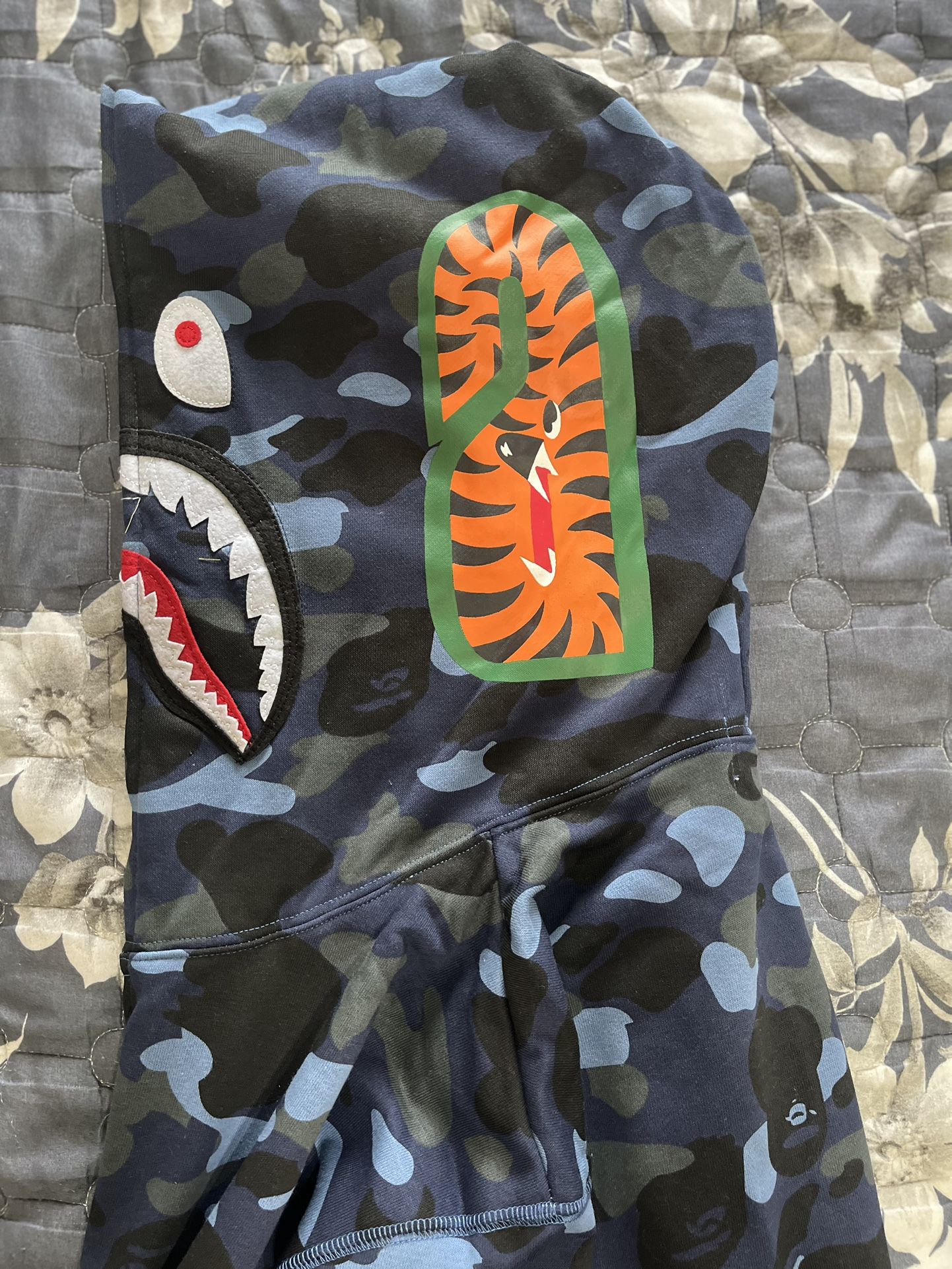 Blue Bape Hoodie Size Xl - photo 3