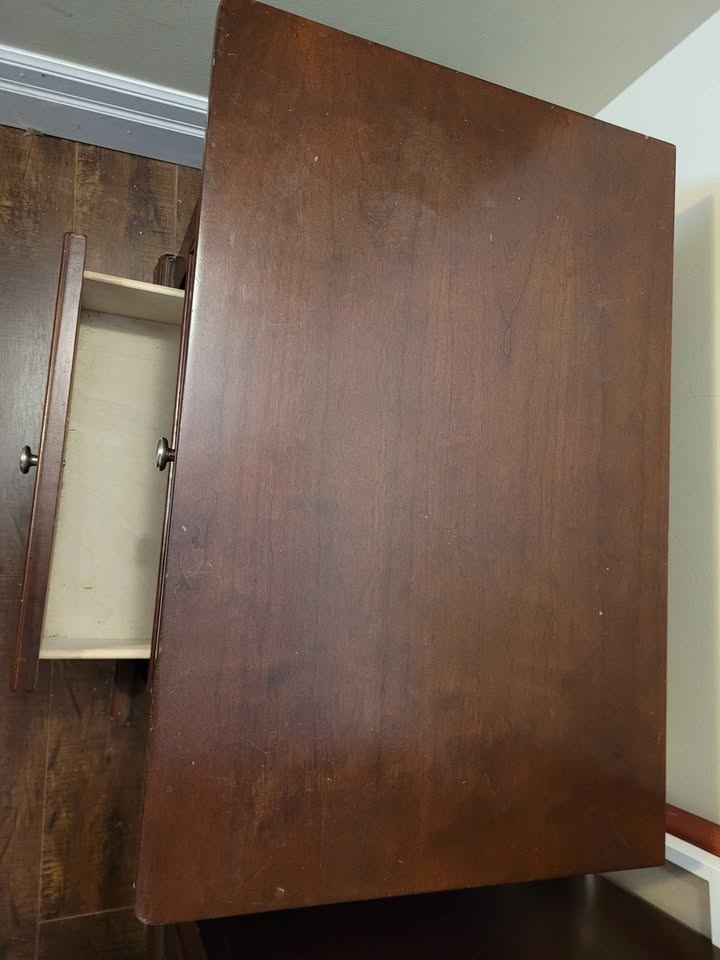 Dark Wood Dresser and Nightstand Set - photo 5