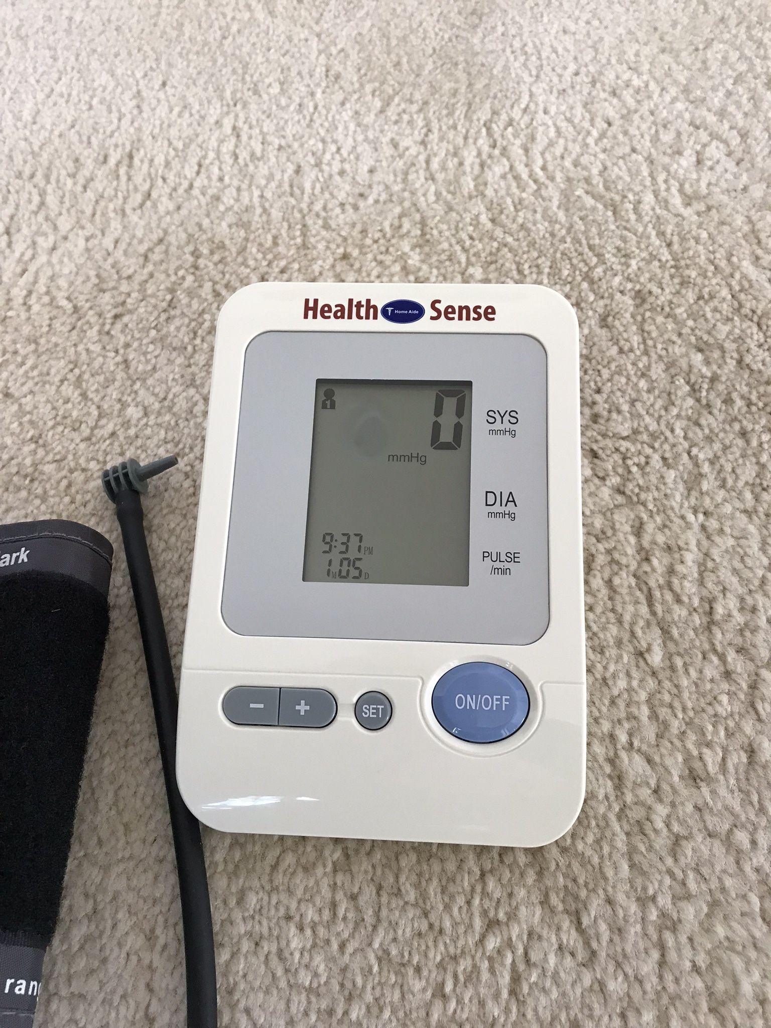 HEALTH SENSE ARM TYPE AUTOMATIC BLOOD PRESSUREMONITOR