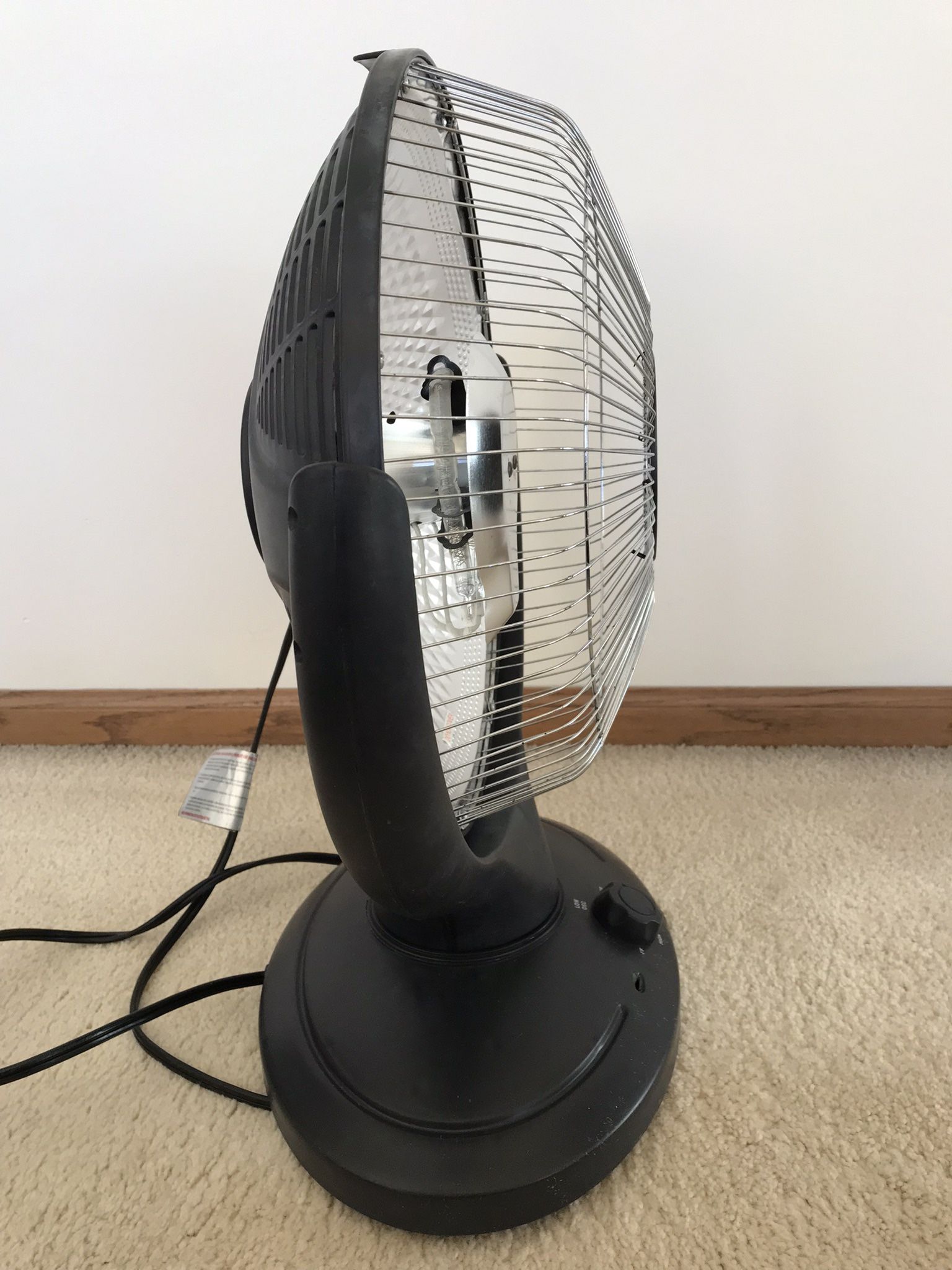 Soleil LH-918 Oscillating Halogen Heater - photo 2