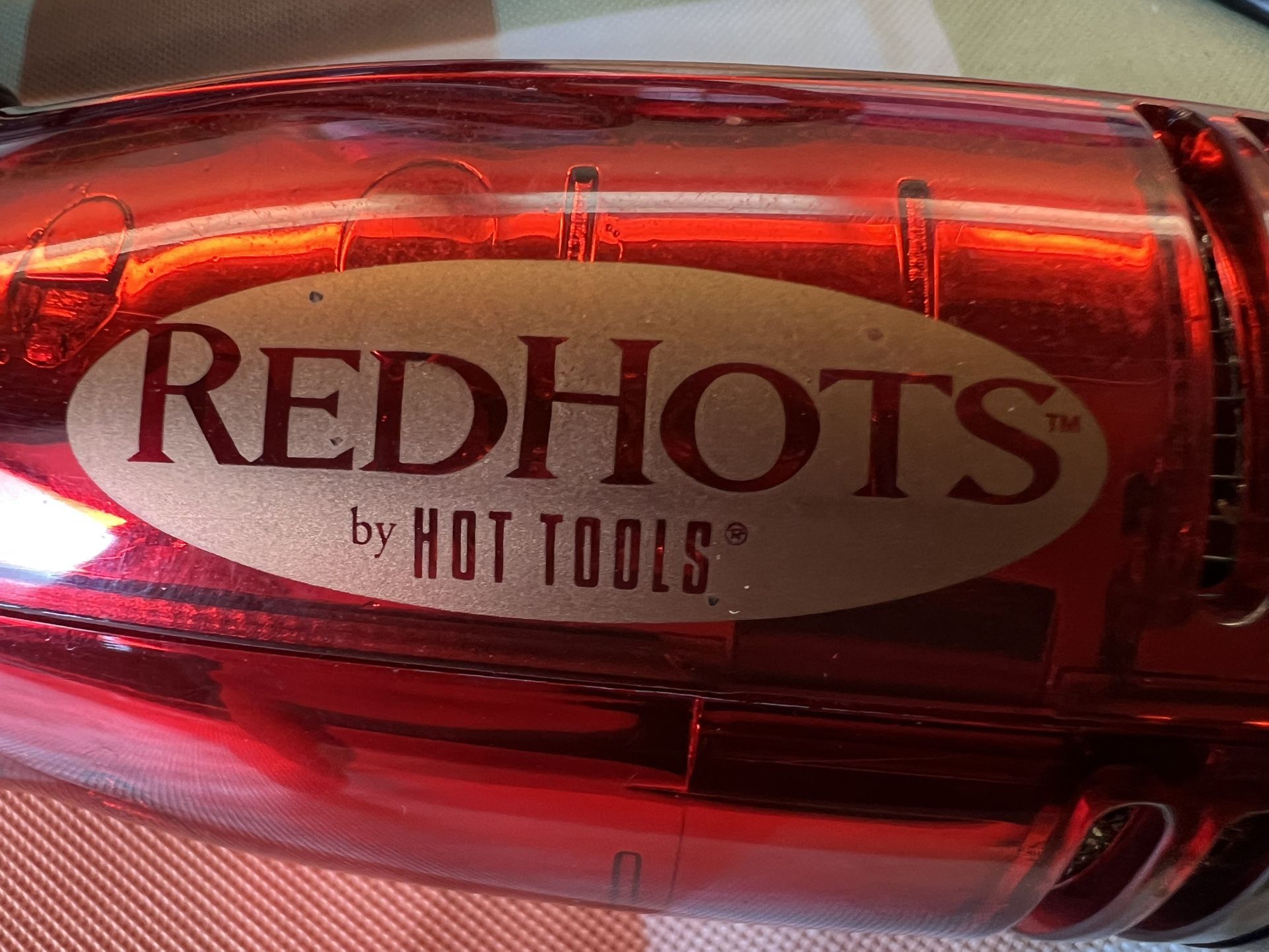 RED HOTS BY HOT TOOLS BLOWOUT STYLER - photo 2