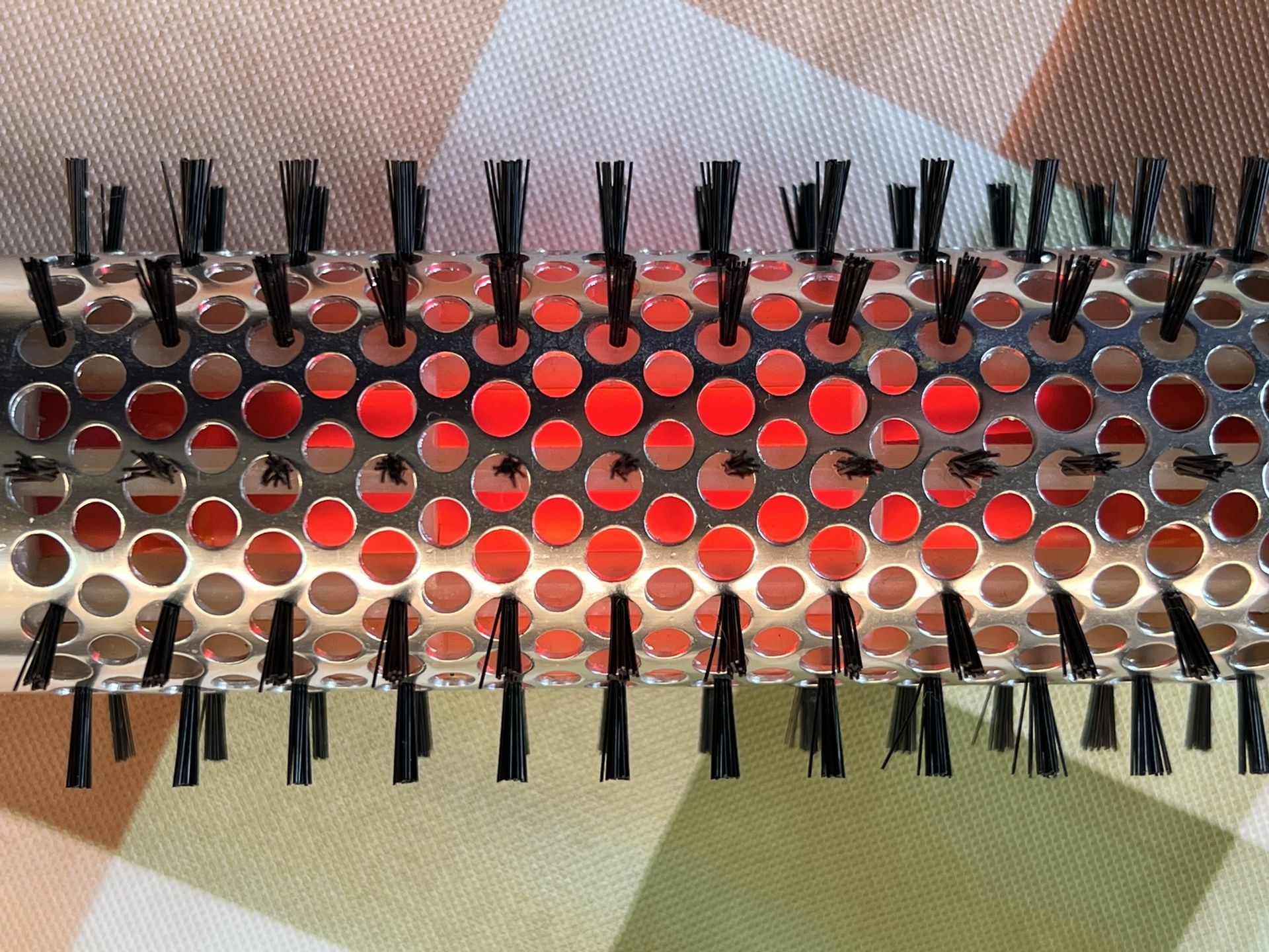 RED HOTS BY HOT TOOLS BLOWOUT STYLER - photo 4