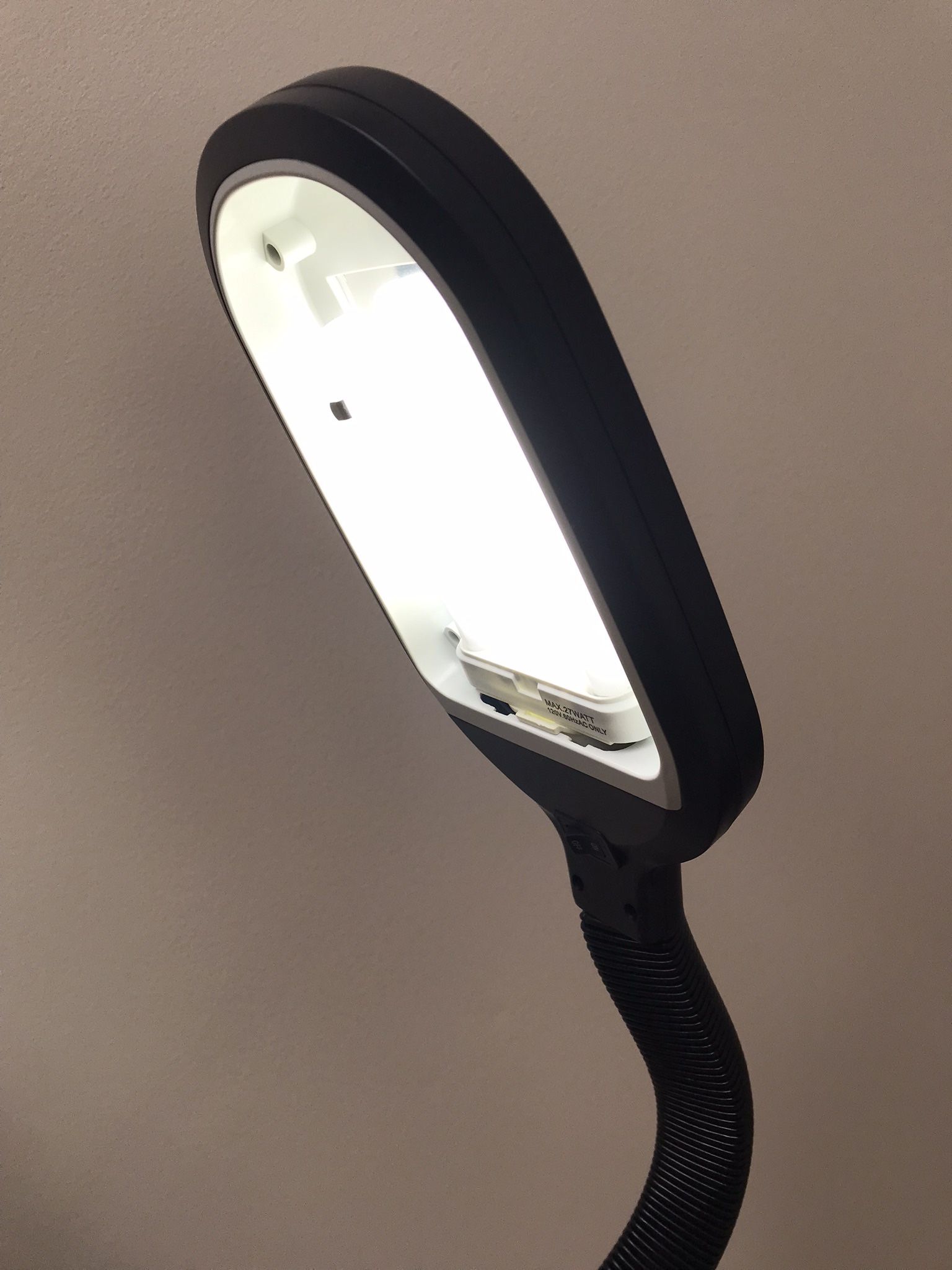 FLUORESCENT DAYLIGHT FLOOR LAMP - photo 2