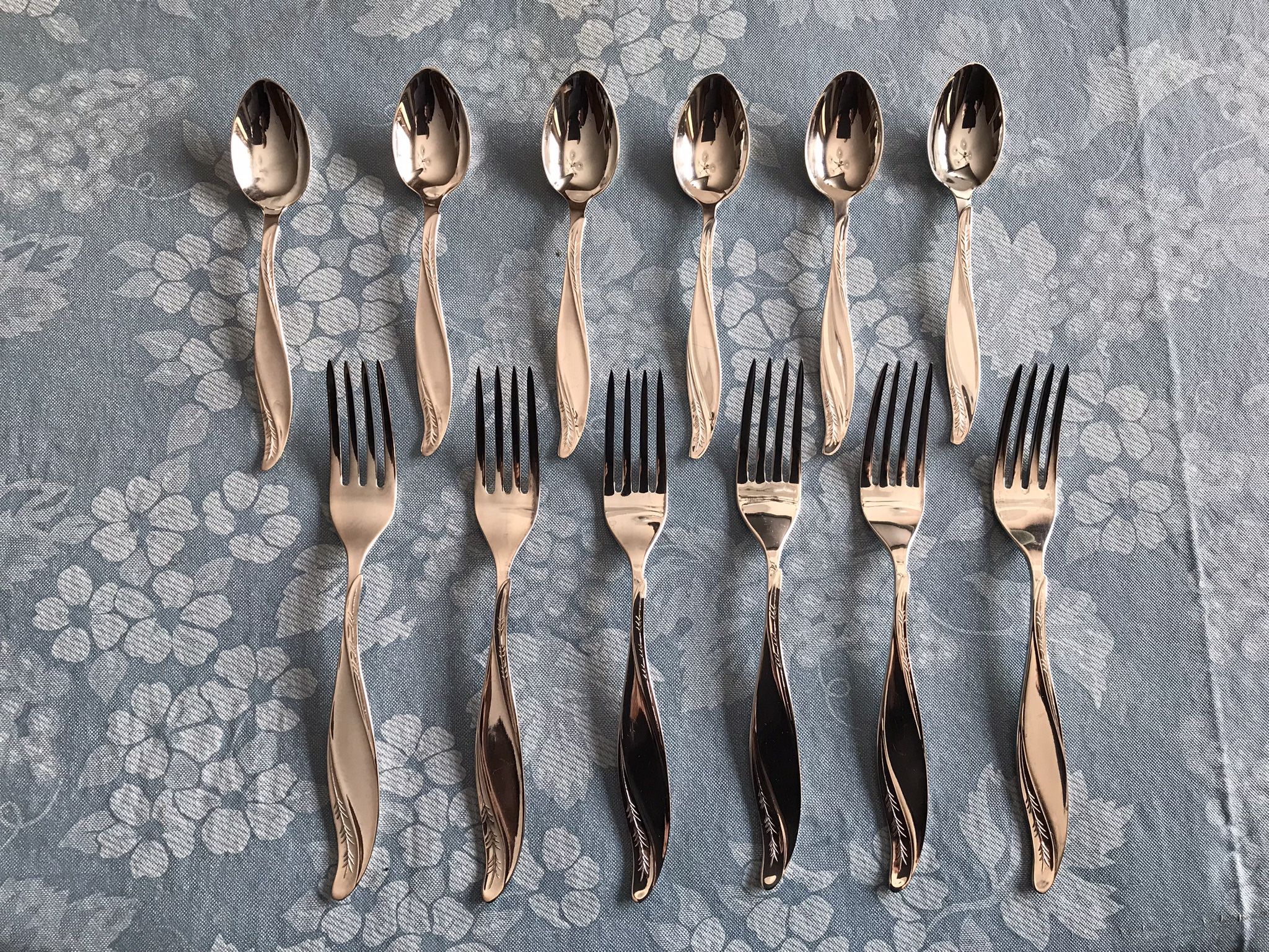 30 Piece Polish Tableware Set - Hefra Vintage