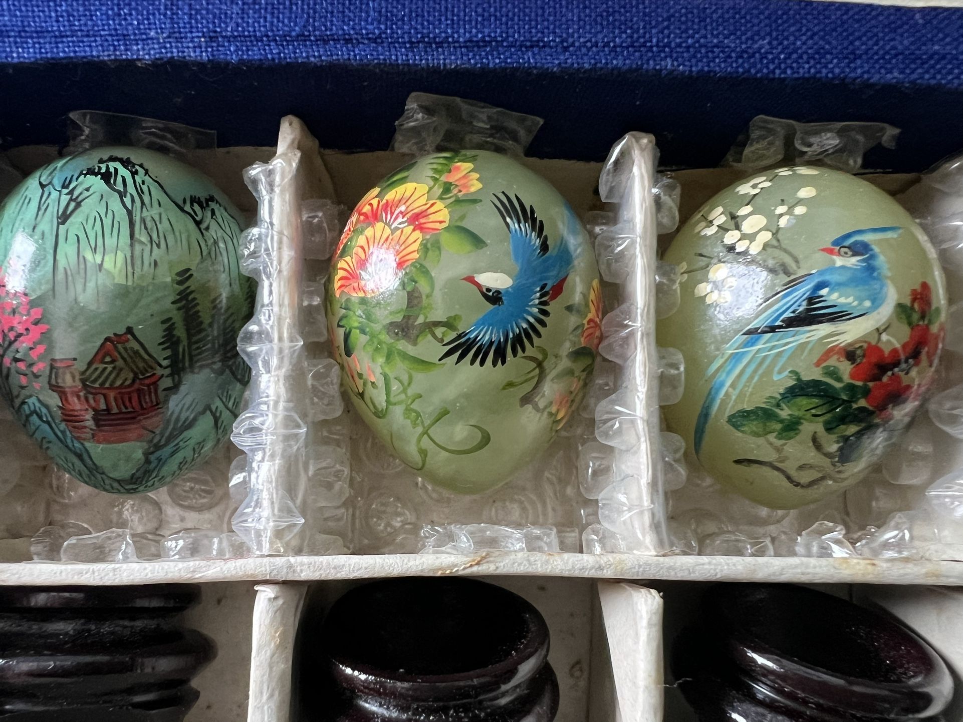 Miniature Jade Eggs in Box - photo 3