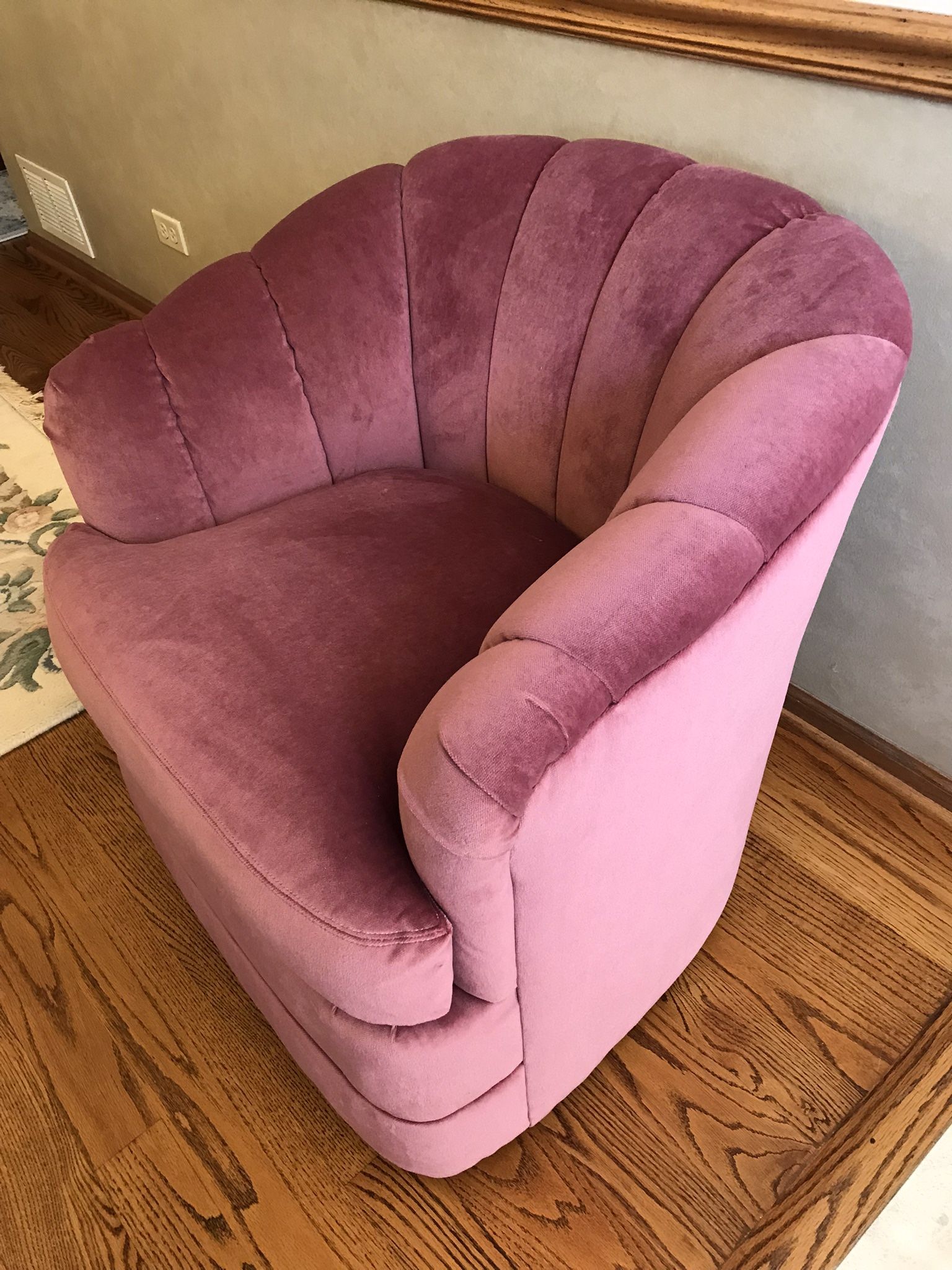 MUST SELL Ethan Allen Swivel Tub Chair - Mauve Velour - photo 3