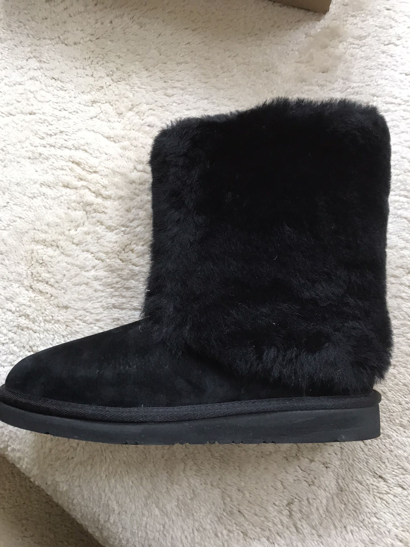 Authentic New UGG Ladies Boots Size 10 - photo 3