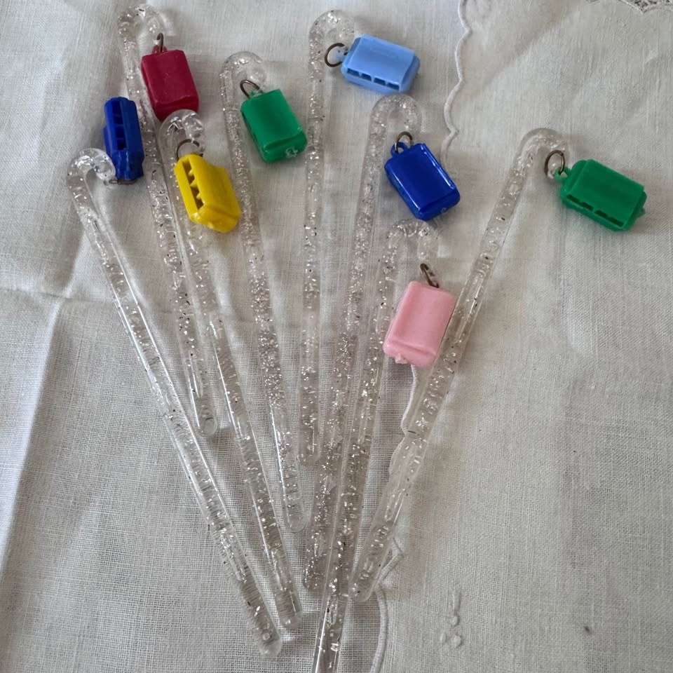 Rare MCM Wet Your Whistle Swizzle Sticks (Set of 8) - photo 4
