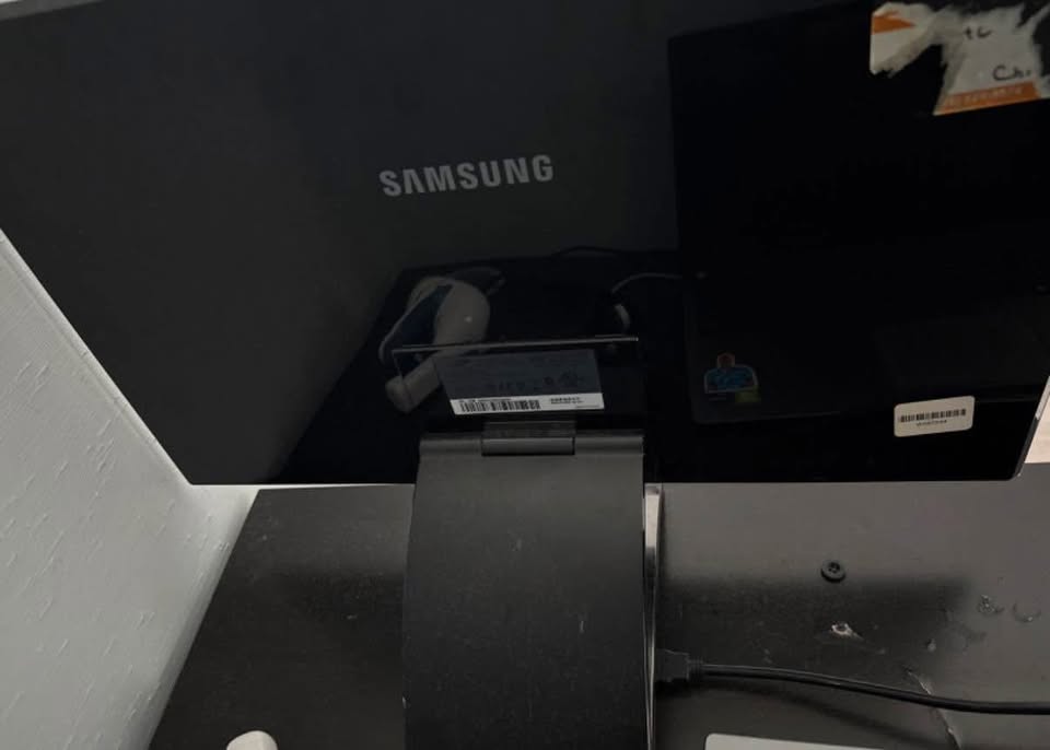 Samsung Monitor - photo 2