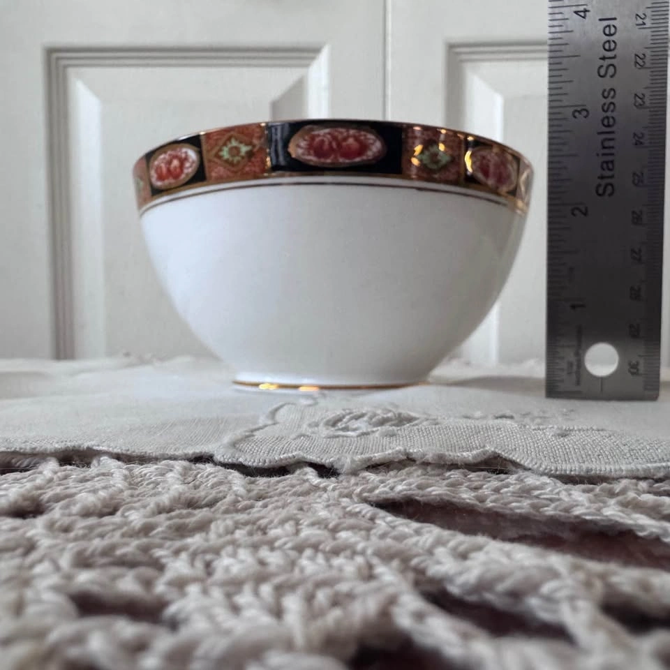 Royal Albert "Imari" Style Bowl - photo 5