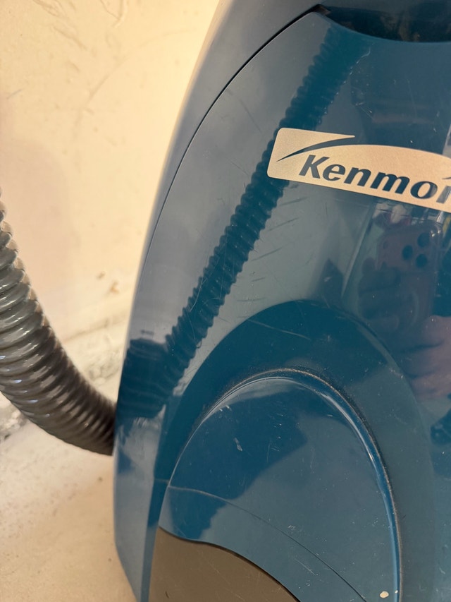 Excellent Condition Sears Kenmore Pro 12 Amp Canister Vacuum - photo 2