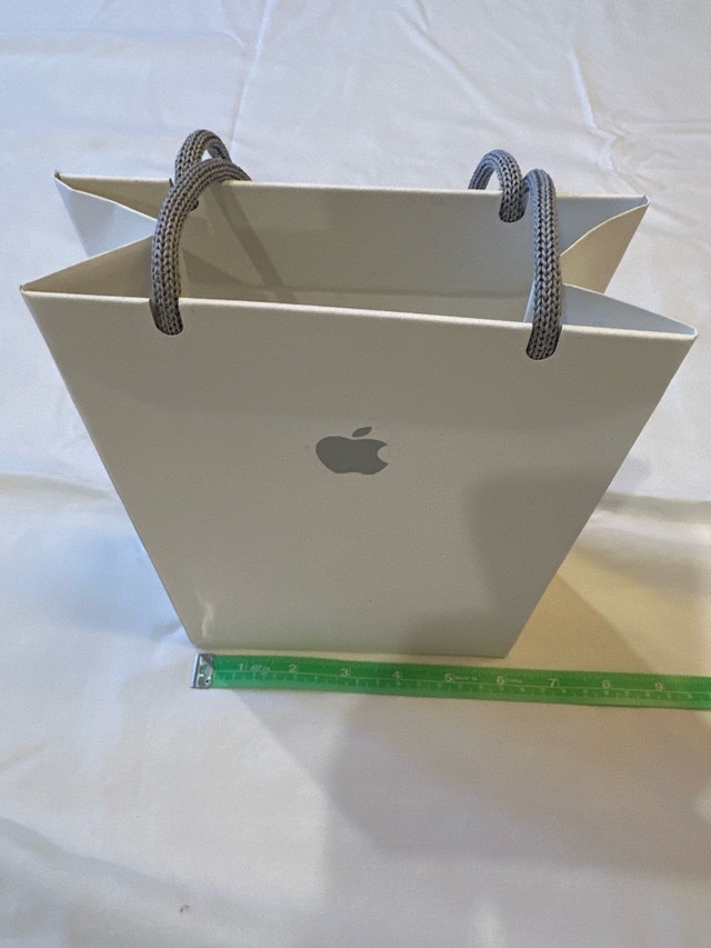 Brand new Apple Store gift bag