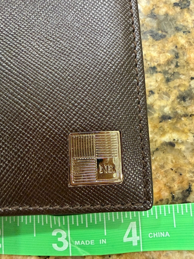 Nina Ricci Paris Leather Wallet - New w/ Box - photo 2