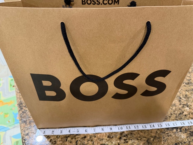 Brand New Hugo Boss Boutique Bag - photo 2