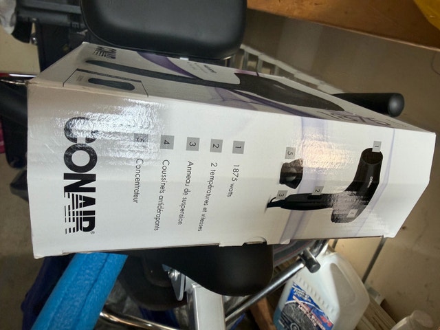 Brand New Conair Hair Dryer - photo 3