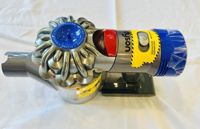 Dyson V8 Absolute Pre-owned Cordless Vacuum - photo 3