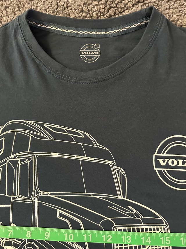Volvo Official Licensed T-Shirt - Like New - photo 2