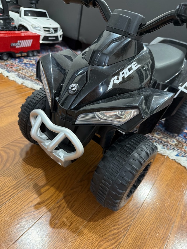 Ride on racing ATV for toddler kid lights and sound work well - photo 5
