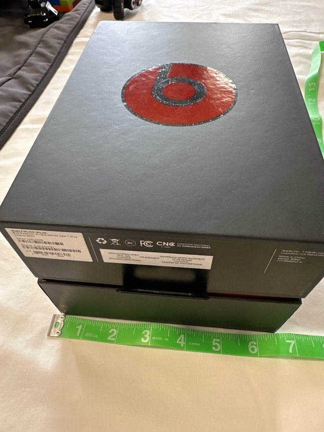 Beats Apple Genuine Authentic Original Empty Box for Headphones