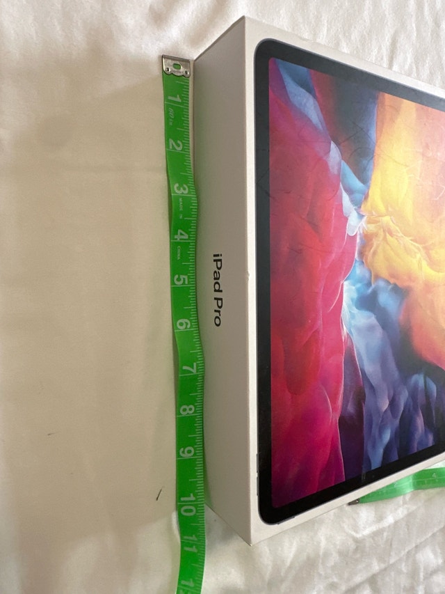 Genuine Apple iPad Pro Box - photo 3