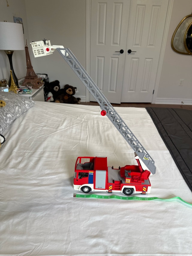 Playmobil Genuine Preowned Toy Fire Truck - photo 3