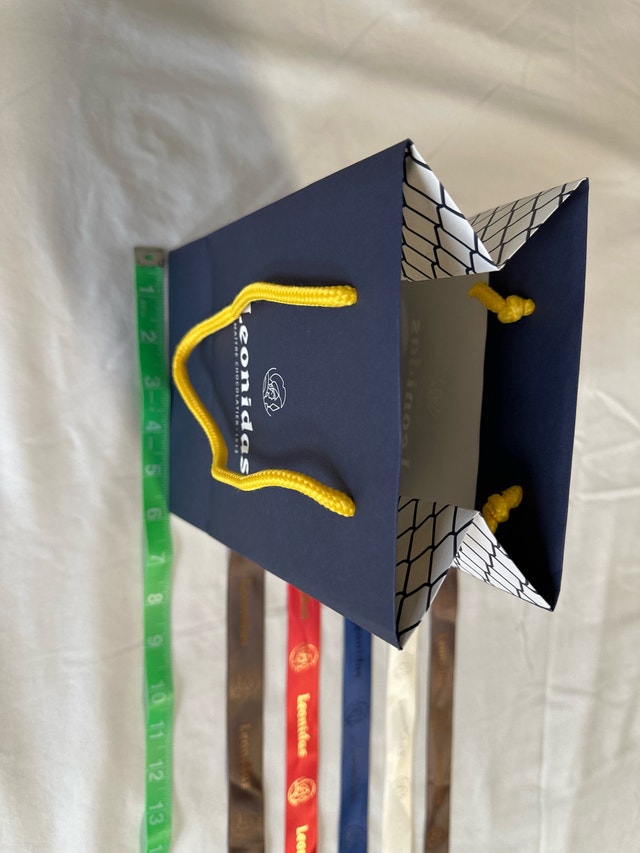 Leonidas Belgian Chocolate Designer Gift Bag - photo 2