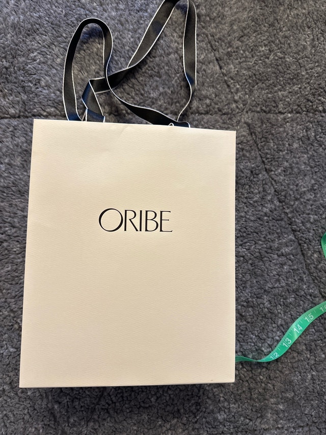 Oribe Japan Boutique Gift Paper Bag Shopping Bag - photo 5