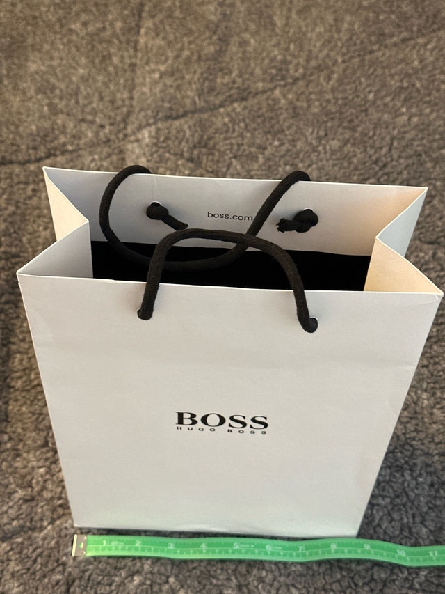 Authentic Hugo Boss Designer Gift Bag - photo 4