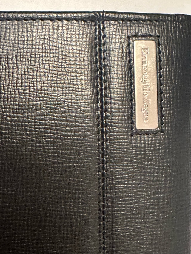 Ermenegildo Zegna Black Leather Long Wallet - Paris Boutique - photo 4