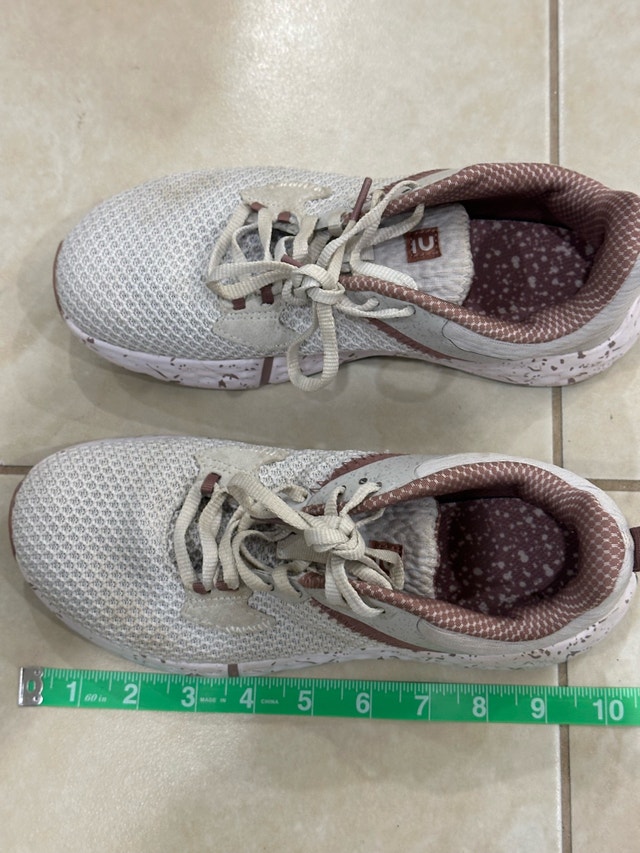 Domvos Decathlon Running Shoes