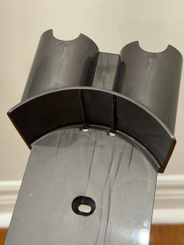 New Dyson Cordless Vacuum Wall Mount Bracket - photo 4