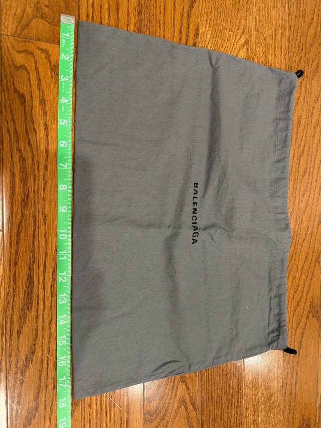 Balenciaga Dust Bag for Purse/Bag - Grey 18"x15" - photo 2